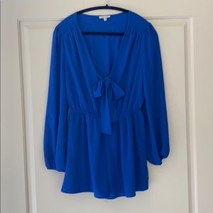 Royal Romper Peekaboo V w/tie